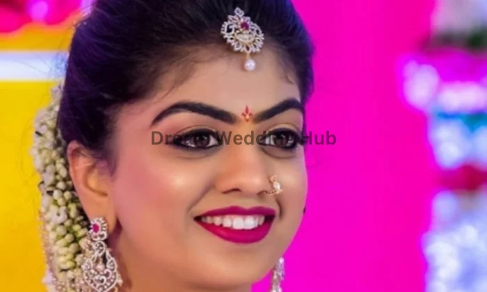 Slerisha shining star bridal makeup